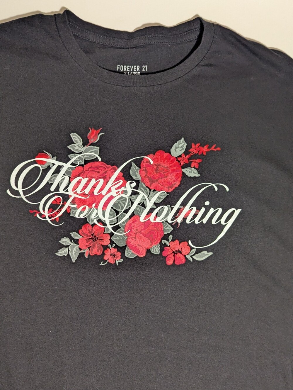Forever 21 Black "Thanks for Nothing" + Red Roses Graphic Tee Size XL VGC